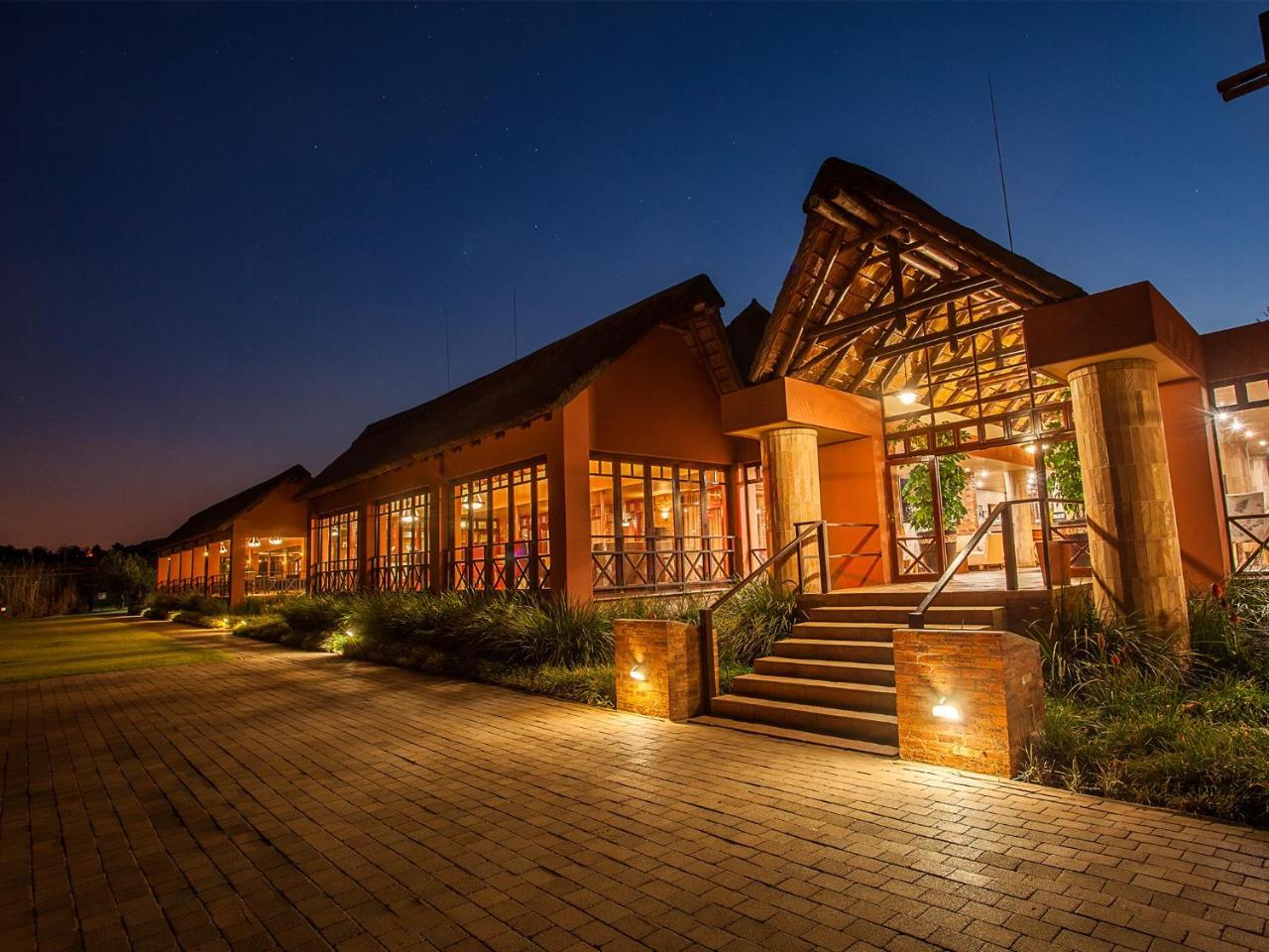 Kloofzicht Lodge & Spa Krugersdorp Ngoại thất bức ảnh The main entrance of the resort
