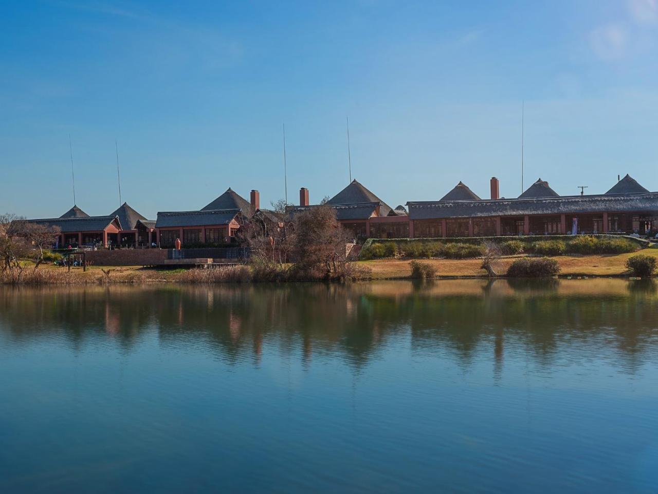 Kloofzicht Lodge & Spa Krugersdorp Ngoại thất bức ảnh The Fort Worth Botanic Garden